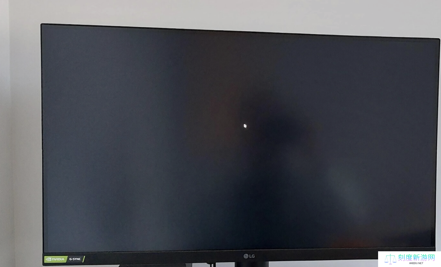 消息称英伟达 WHQL 572.83 驱动易引发 Win10/11 设备黑屏，RTX40/50 系列显卡更容易遇到