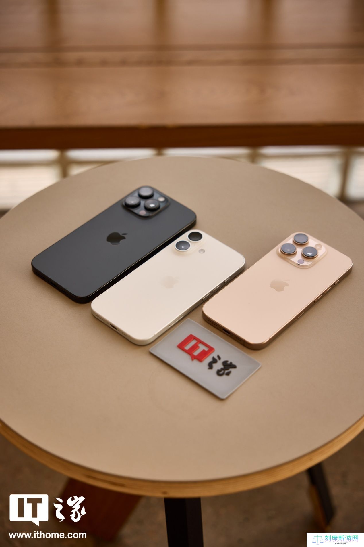 应对美国关税政策，消息称苹果紧急从印度包机空运 600 吨 iPhone