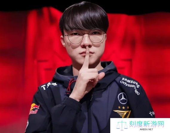 Faker：LOL我想成为阿木木的朋友 出道12周年依然觉得排位很有趣